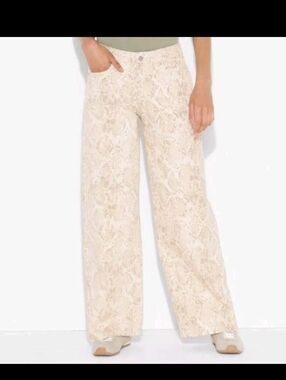 Wild Fable Women's Low-Rise Baggy Snakeskin Jeans Rigid Denim Size 4